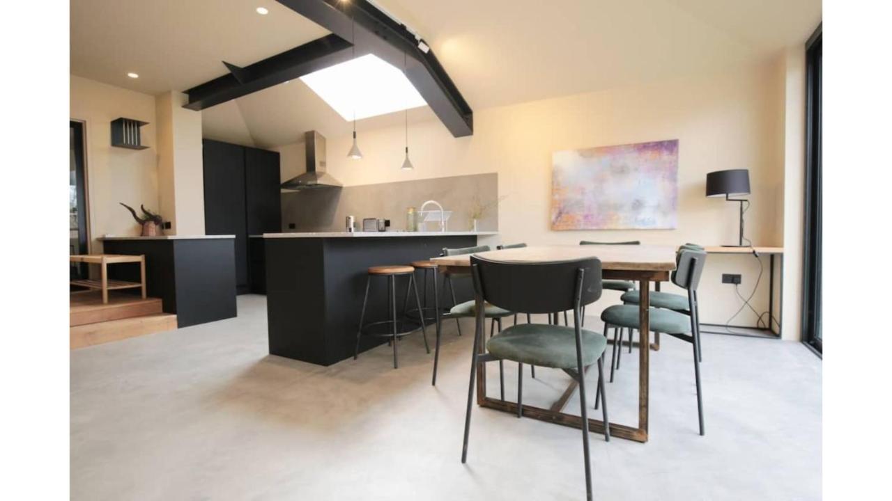 Pass The Keys Stunning, Brand New 3Br Home - Central Oxford Exterior photo