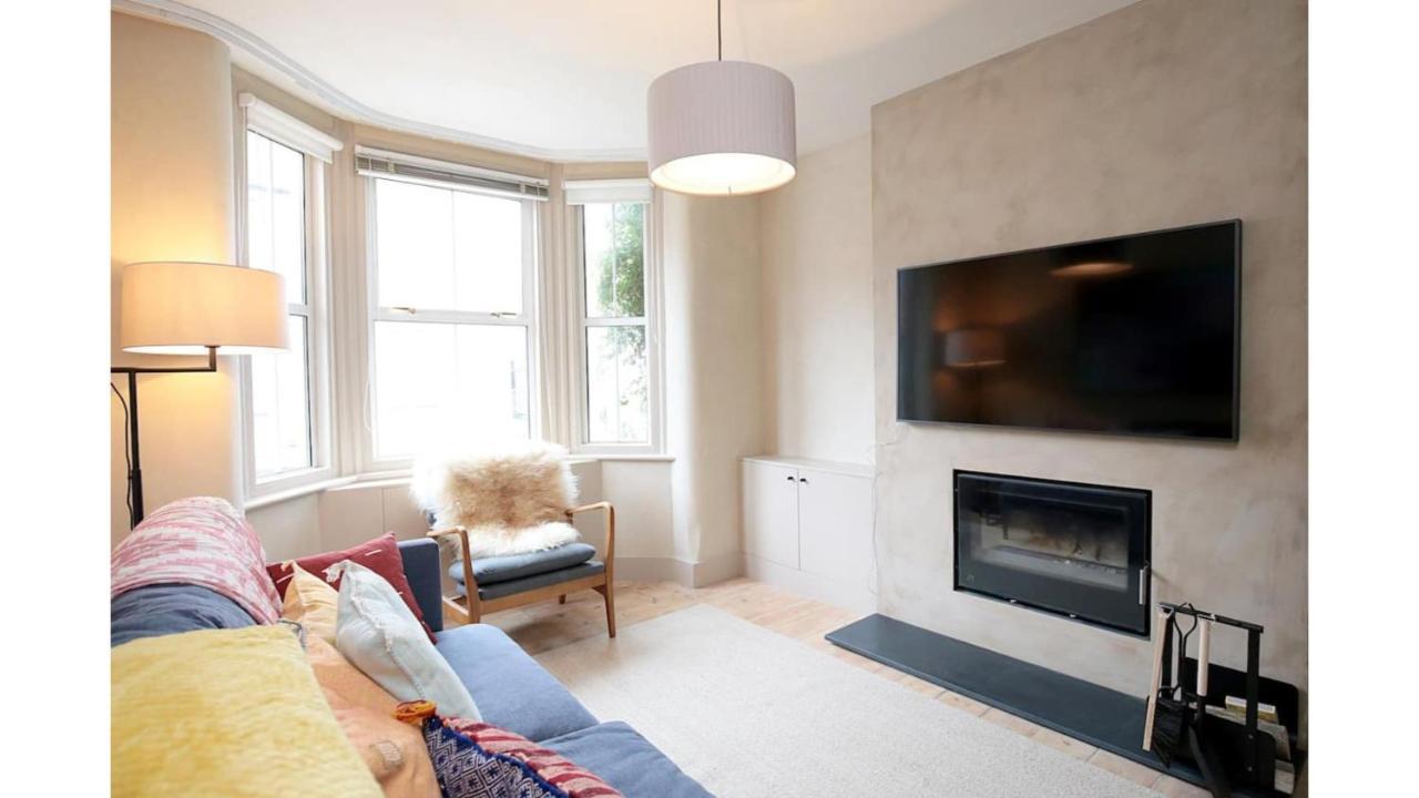 Pass The Keys Stunning, Brand New 3Br Home - Central Oxford Exterior photo