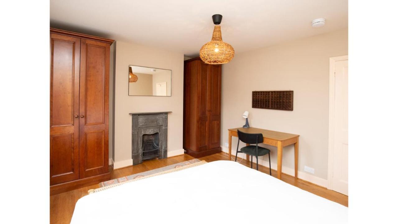 Pass The Keys Stunning, Brand New 3Br Home - Central Oxford Exterior photo